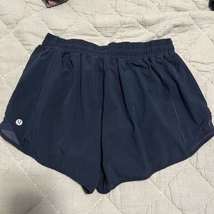 Lululemon hotty hot shorts 8 tall navy